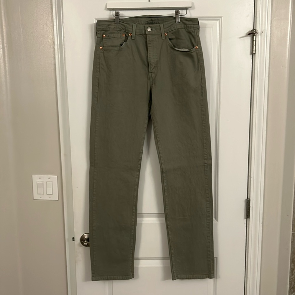 Classic Men's Olive Green Straight-Leg Jeans